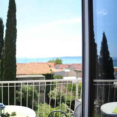Mare Sub Apartment Baska Voda