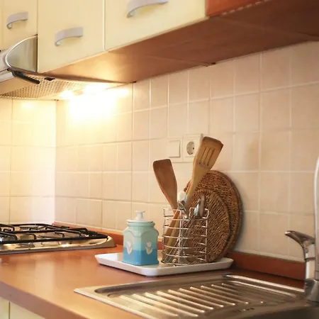 Mare Sub Apartament *