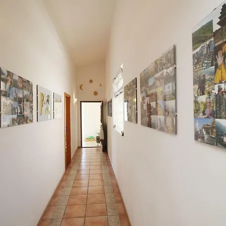 Apartament Mare Sub *