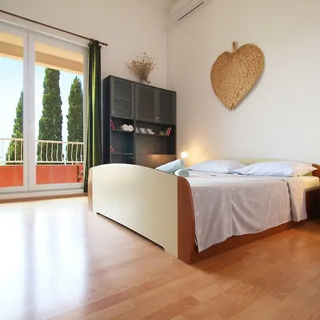 Mare Sub Apartment *